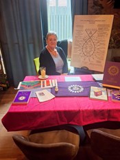 Happinessbeurs Schagen 2025 12 oktober Restaurant De Ooievaar Anneke